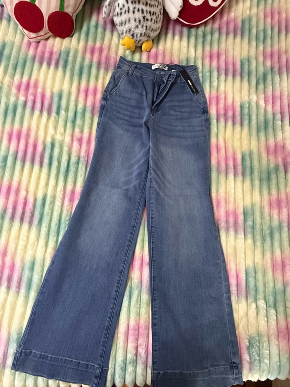 Fashion Nova Women's Wide-Leg Jeans in Blue Wash